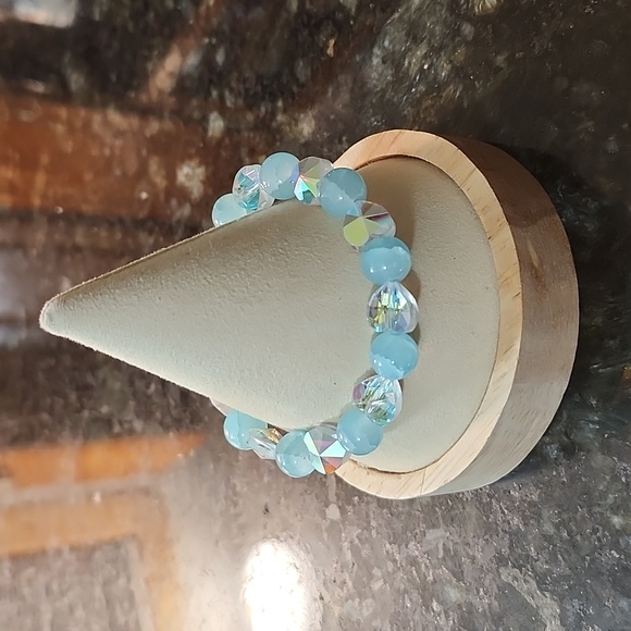 Handmade Burma Jade And Adabele Austrian Glass Crystal Beaded Bracelet - Picture 3 of 5